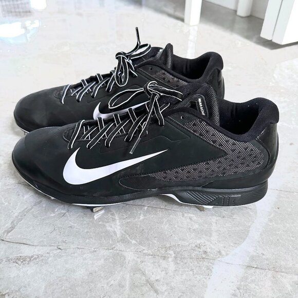 Nike Men's Baseball Cleats in Black & White   Make Offer! - Picture 1 of 5